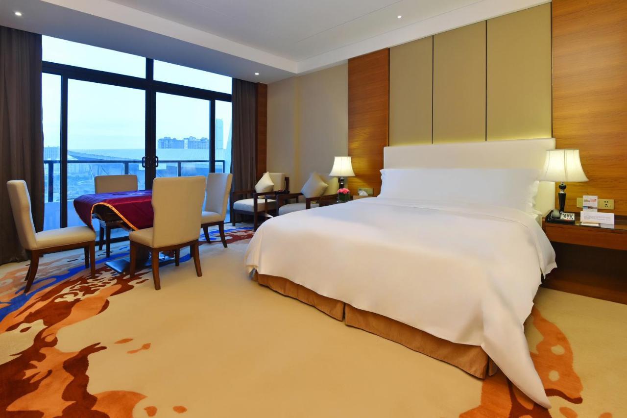 Grand Skylight International Hotel Huizhou Хуижоу Екстериор снимка